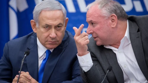 Prime Minister Benjamin Netanyahu and then-coalition whip David Amsalem during a Likud faction meeting in the Knesset on Nov. 19, 2018. Photo by Miriam Alster/Flash90.