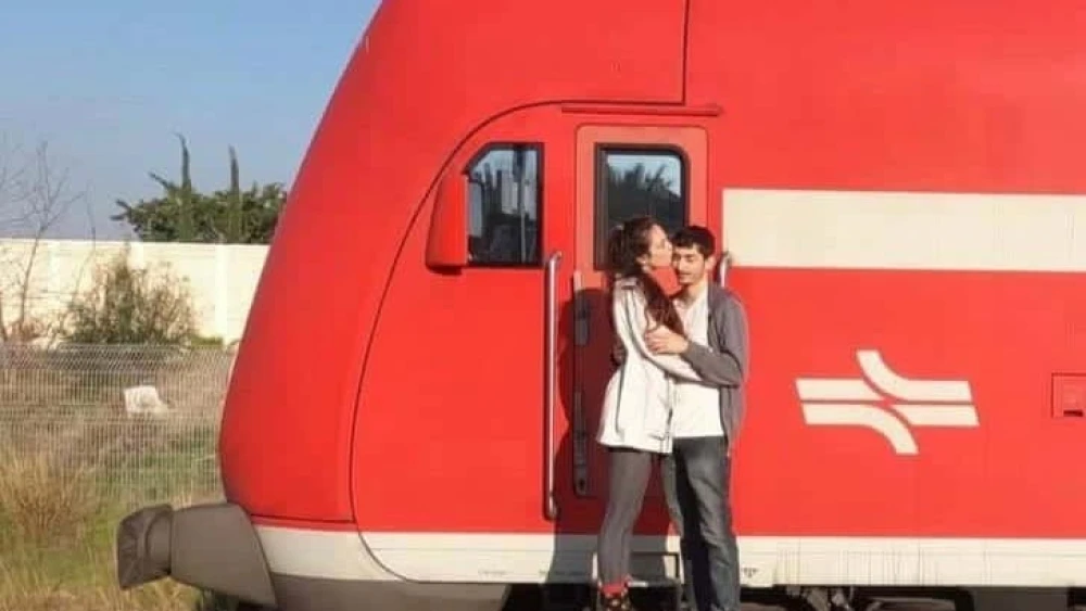 Inbar Haiman, abducted by Hamas on Oct. 7, and her boyfriend Noam Alon. Credit: Courtesy.