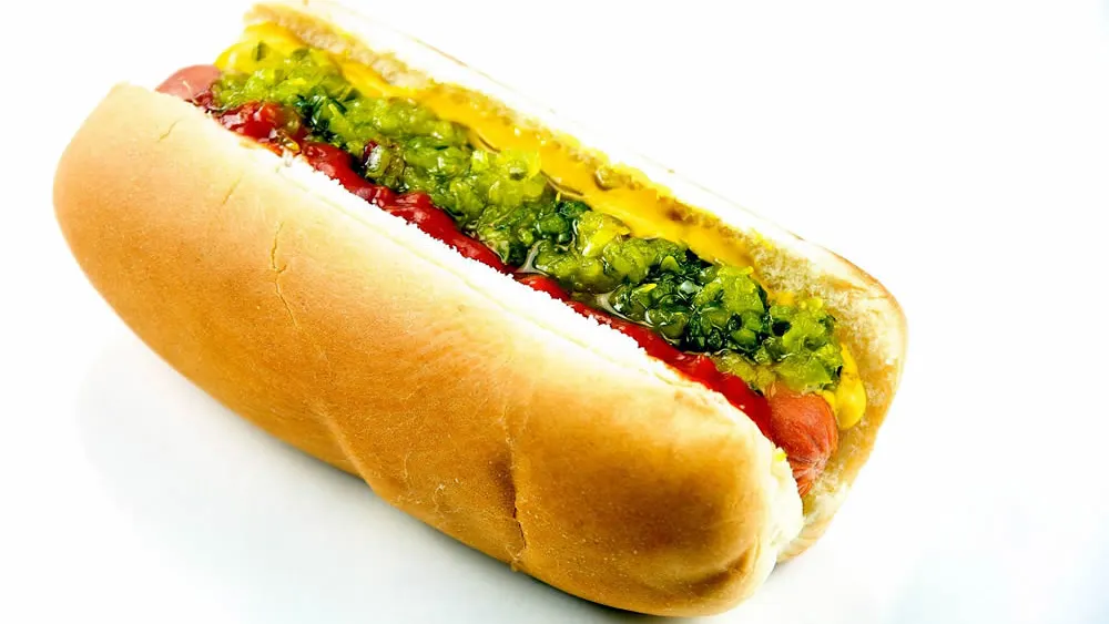 Kosher pareve hot-dog buns are often taken for granted. Credit: Evan Swigart via Wikimedia Commons.