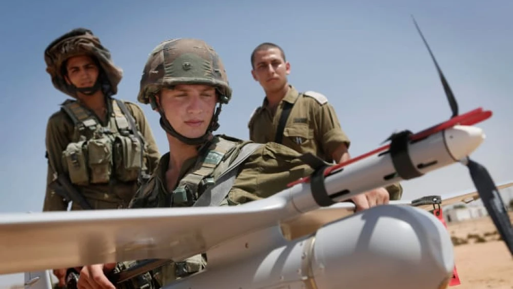 Soldiers of the Israel Defense Forces' Sky Rider unit during a training drill at the Tze'elim army base in the Western Negev, Aug. 5, 2013. Photo by Miriam Alster/Flash90.