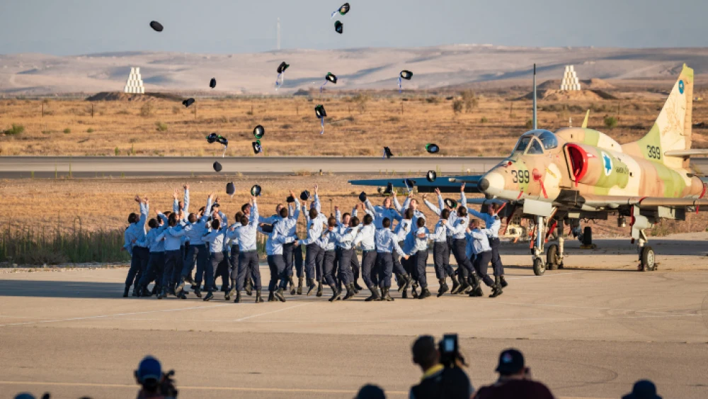 A graduation ceremony for soldiers who have completed the IAF flight course, at the Hatzerim Air Base in the Negev desert, June 27, 2019. Photo by Mila Aviv/Flash90.