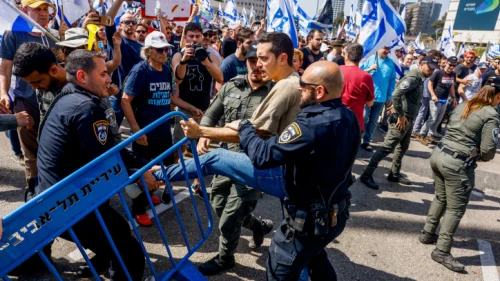 Israelis protest against the government's planned judicial overhaul in South Tel Aviv on March 1, 2023. Photo by Erik Marmor/Flash90.