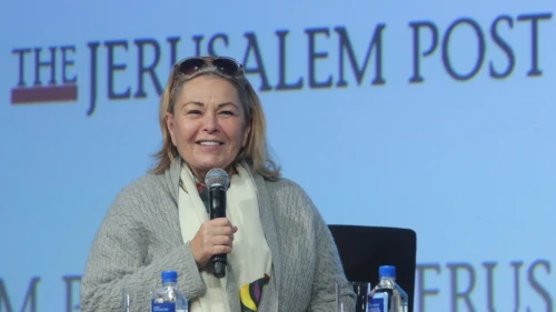 Roseanne Bar speaking at the 2018 Jerusalem Post Conference in New York City. Credit: The Jerusalem Post.