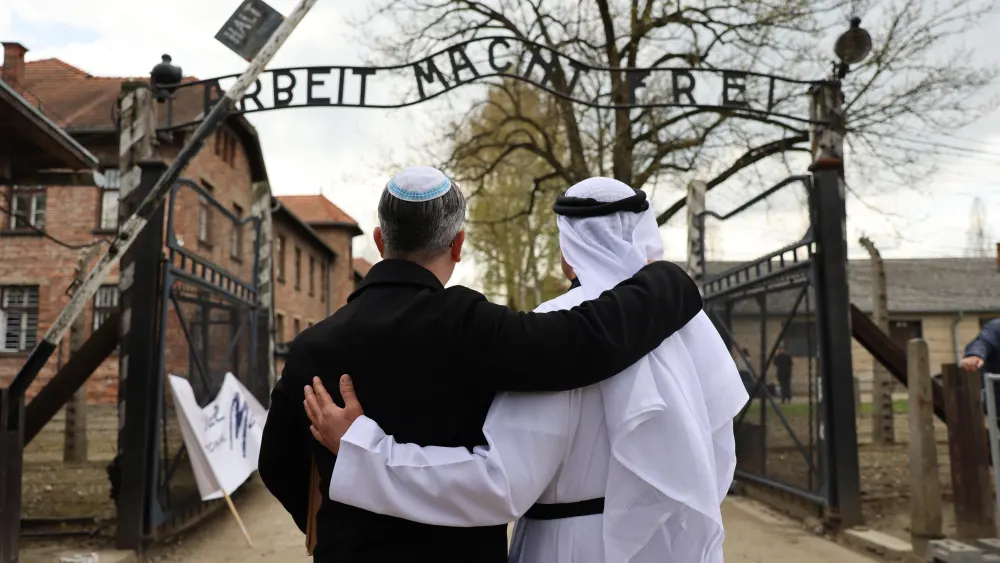 Eitan Neishlos and Ahmed Obaid Al Mansoori at the International March of the Living. Photos by Tali Natapov/Neishlos Foundation.