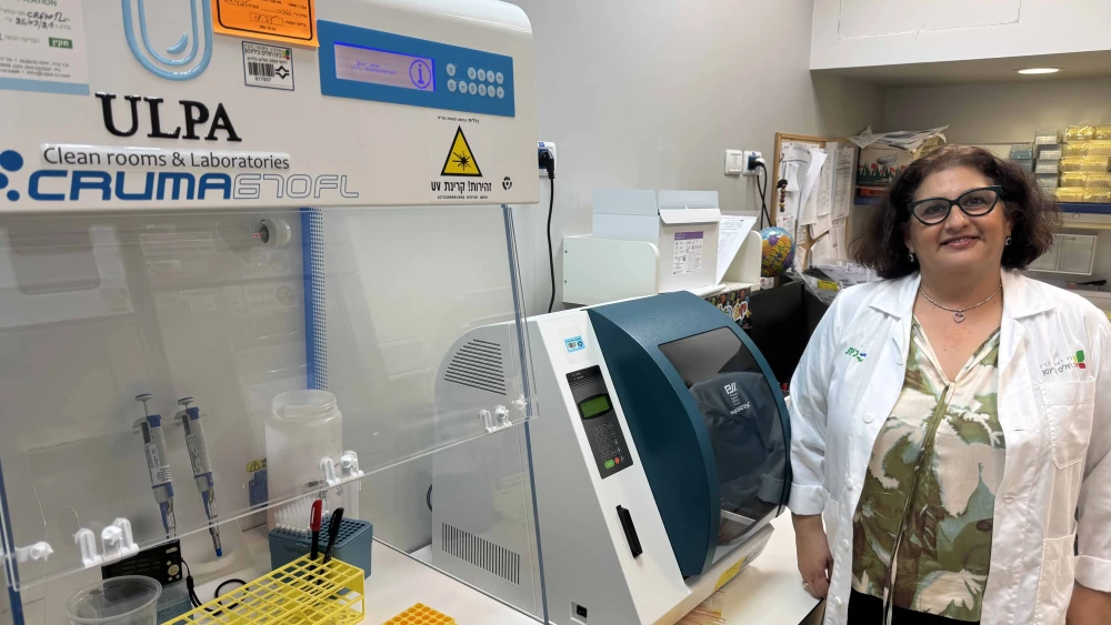 Prof. Idit Maya in her laboratory at the Genetics Institute of Rabin Medical Center, Aug. 6, 2025. Photo by Howard Blas.