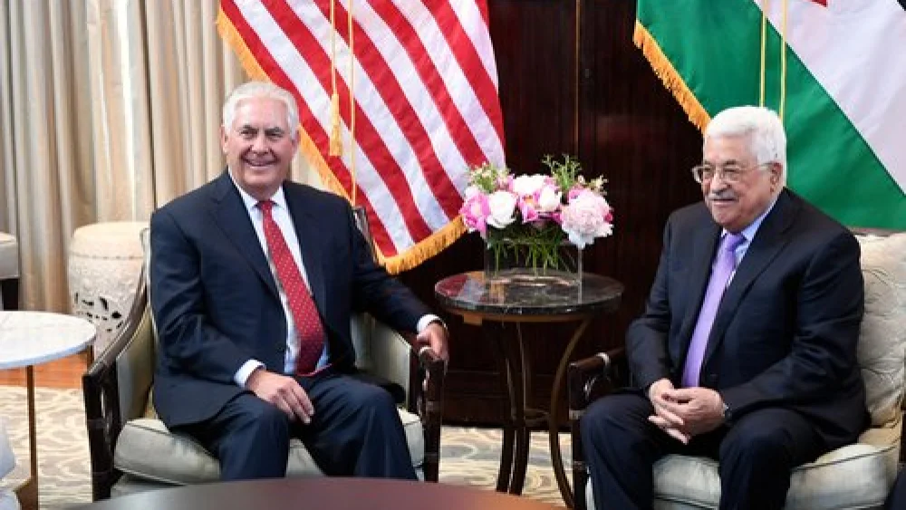 Secretary of State Rex Tillerson (left) meets with Palestinian Authority leader Mahmoud Abbas in Washington, D.C., May 3, 2017. Credit: State Department.