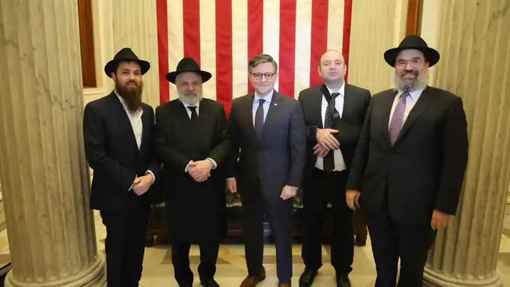 House Speaker Mike Johnson (center) welcoming Bondi Beach hero Ahmed al-Ahmed (second from right) to the U.S. Capitol in Washington, Jan. 8, 2026. Credit: Speaker Mike Johnson/X.