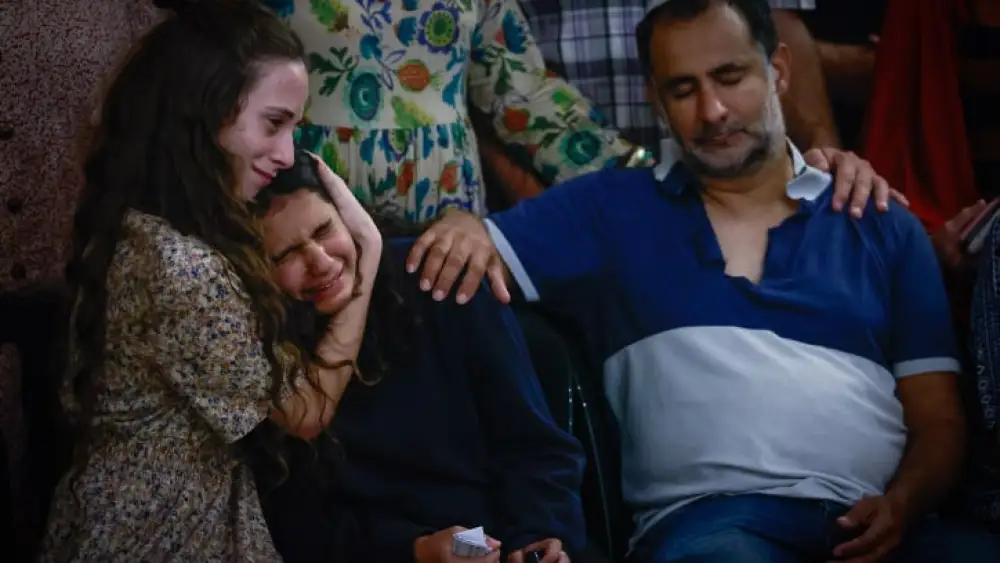 Family and friends attend the funeral of Batsheva Nigri, who was murdered in a terrorist shooting near Hebron on Aug. 21, 2023, in the Gush Etzion Regional Cemetery in Kfar Etzion. Photo by Chaim Goldberg/Flash90.