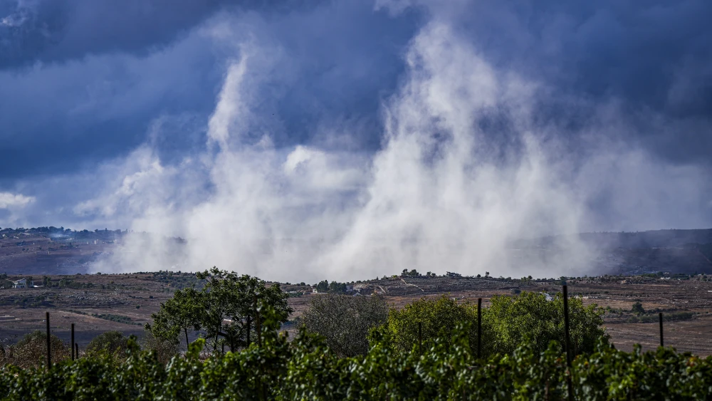 Smoke rises from Southern Lebanon during an Israeli military operation, on Sept. 18, 2026. Photo by Ayal Margolin/Flash90.