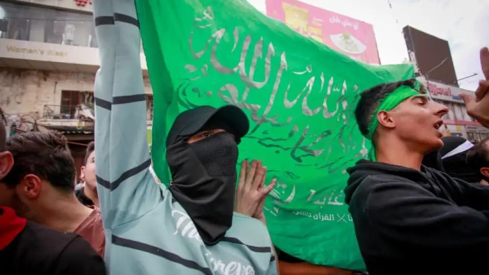 Hamas supporters protest against Israel in Nablus, in Samaria, on Oct. 18, 2023. Photo by Nasser Ishtayeh/Flash90.