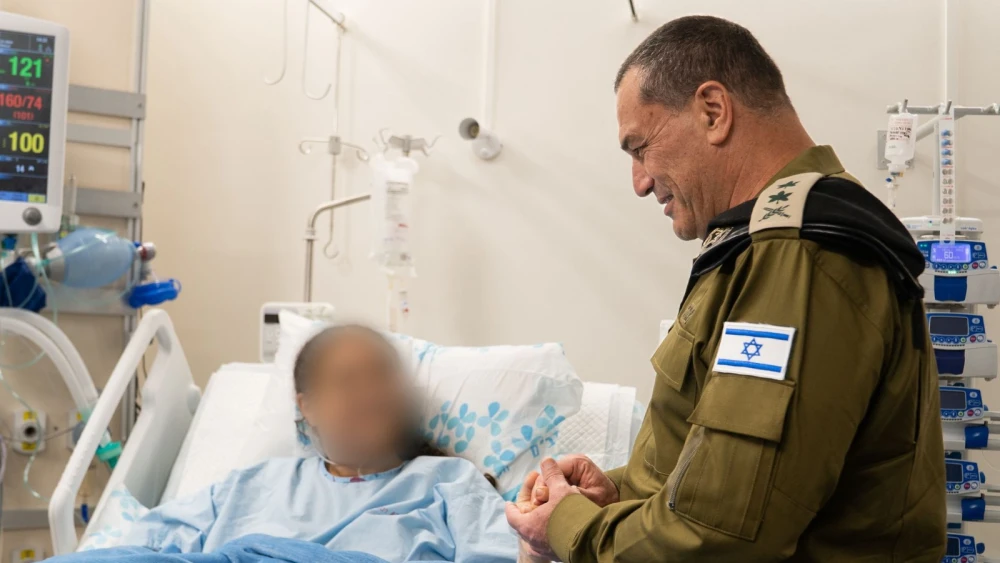 Zamir visits wounded troops ahead of Shavuot says IDF on high alert
