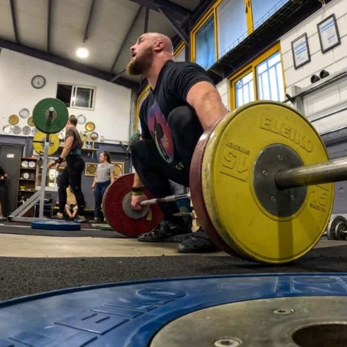 Israeli weightlifter David Litinov works out in Ashdod on Sept. 27, 2023. Photo by Kobi Natan/TPS.