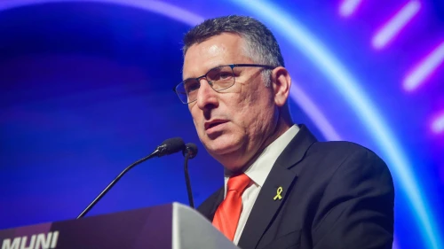 Israeli Foreign Minister Gideon Sa’ar speaks at the Muni Expo 2025 conference in Tel Aviv on July 15, 2025. Photo by Avshalom Sassoni/Flash90.