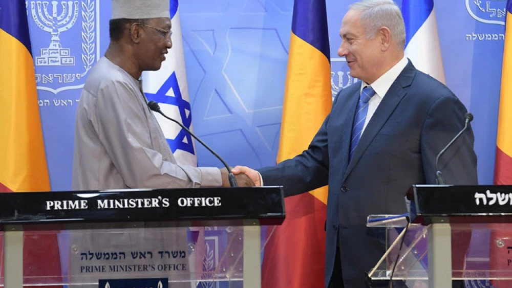 Israeli Prime Minister Benjamin Netanyahu with Chadian President Idriss Déby on Nov. 25, 2018. Photo by Amos Ben-Gershom/GPO.