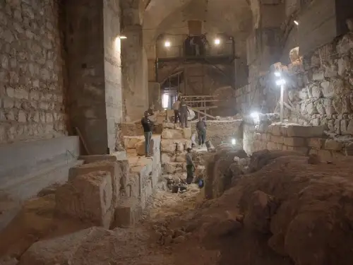 A section of the Hasmonean Wall unearthed in the Tower of David Museum in Jerusalem. Credit: Gabriel Volcovich, December 8, 2025.