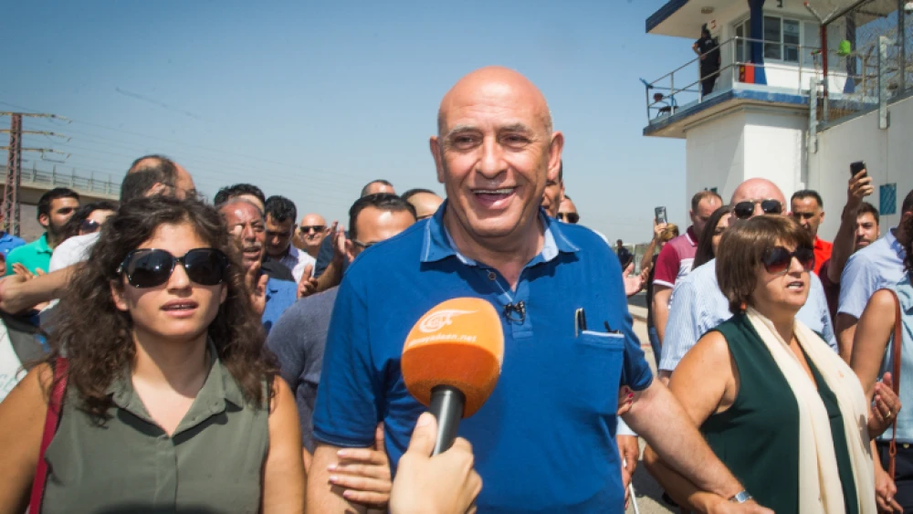 Former Israeli Knesset member Basel Ghattas arrives at Israel's Gilboa Prison to begin serving his two-year sentence, on July 2, 2017. Photo by Basel Awidat/Flash90.