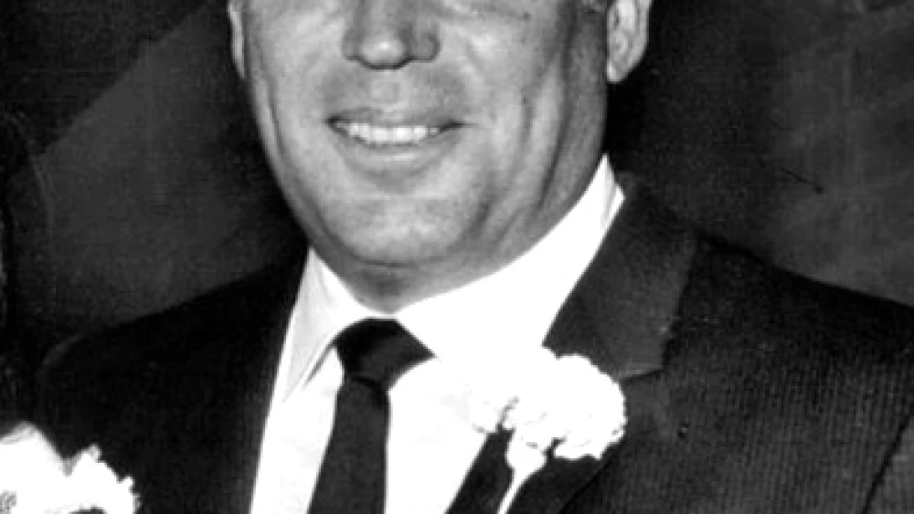 Leon Uris. Credit: eBay via Wikimedia Commons.