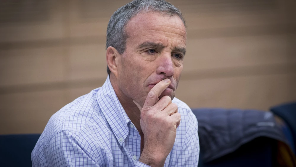 Knesset member Elazar Stern attends a Defense and Foreign Affairs Committee meeting at the Knesset on March 1, 2017. Credit: Yonatan Sindel/Flash90.