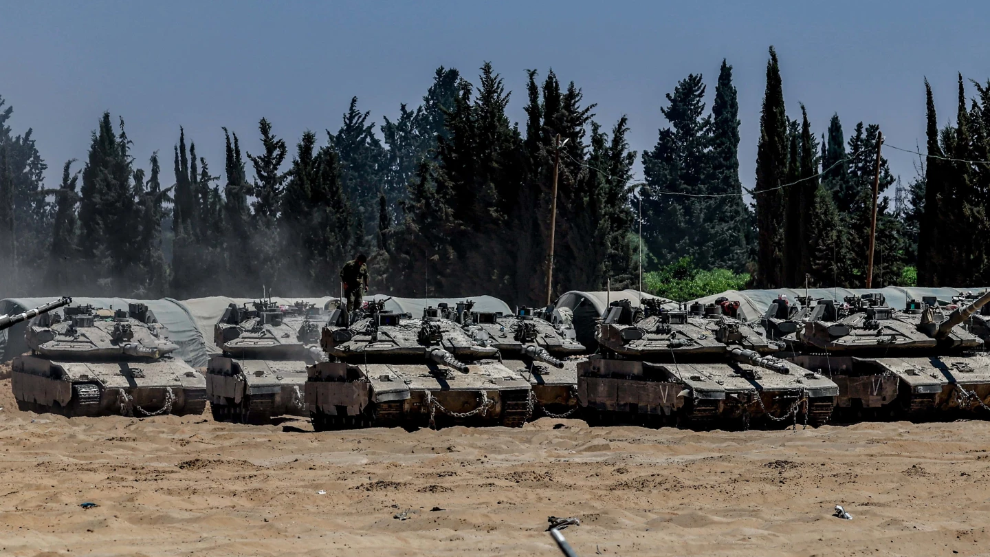 Israeli tanks on the border with the Gaza Strip, Sept. 1, 2025. Photo by Tsafrir Abayov/Flash90.