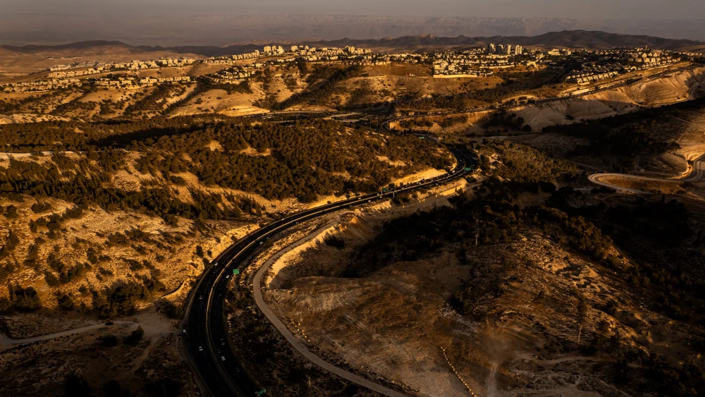 An aerial view of the E1 area, outside Ma’ale Adumim, Oct. 25, 2025. Photo by Yaniv Nadav/Flash90.