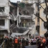 Israeli security and rescue forces at the scene where a ballistic missile fired from Iran hit in Tel Aviv, June 17, 2025. Photo by Avshalom Sassoni/Flash90.
