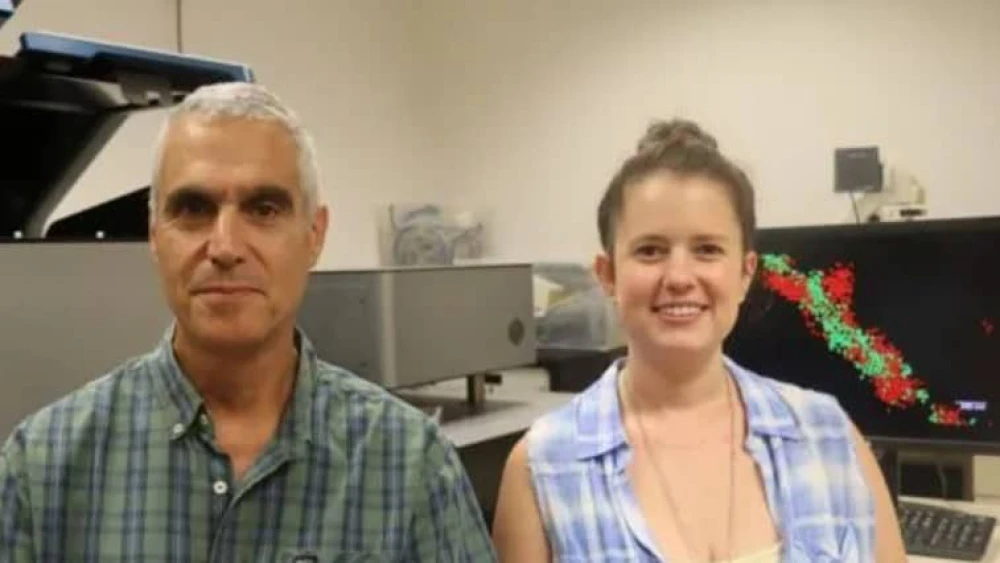 Prof. Uri Ashery and PhD candidate Ofir Sade. Photo courtesy of Tel Aviv University