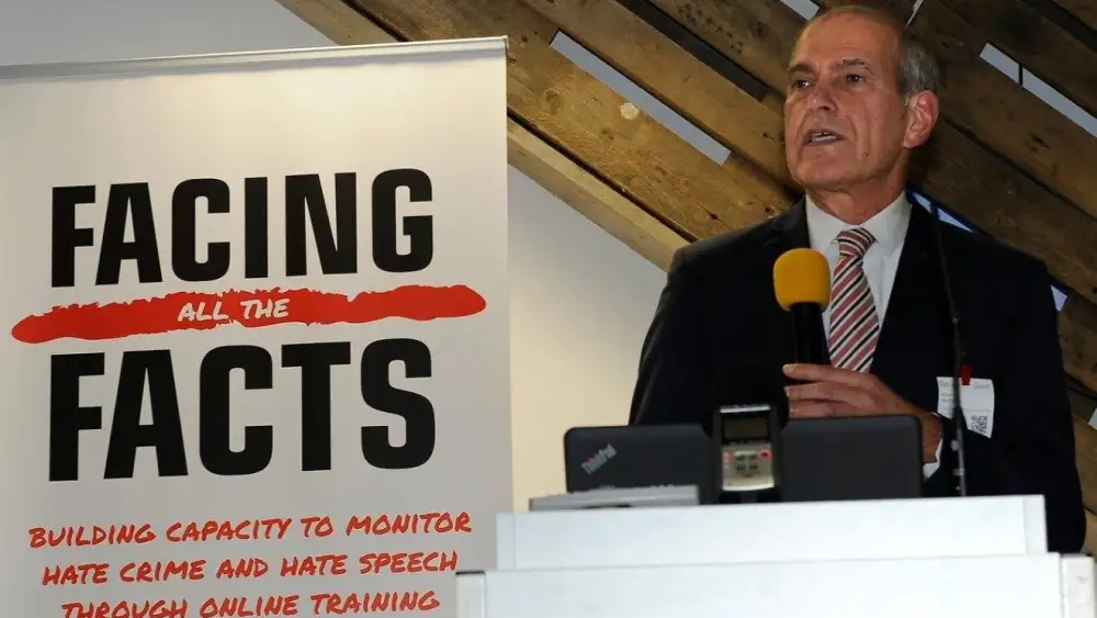 Ronny Naftaniel speaks in Brussels, Belgium on Dec. 6, 2016. Photo courtesy of CEJI - A Jewish Contribution to an Inclusive Europe.