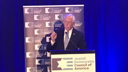 U.S. House Majority Leader Steny Hoyer (D-Md.) addresses a reception in Washington, D.C., for the Jewish Democratic Council of America on Feb. 26, 2019. Credit: Jackson Richman/JNS.