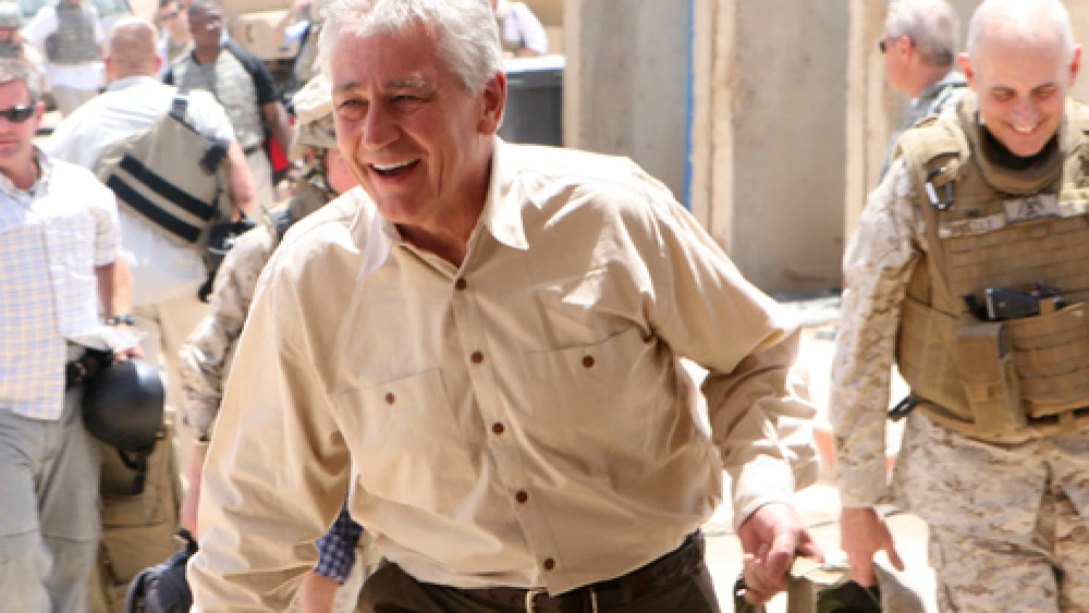 Chuck Hagel in Iraq. Credit: Lance Cpl. Casey Jones.