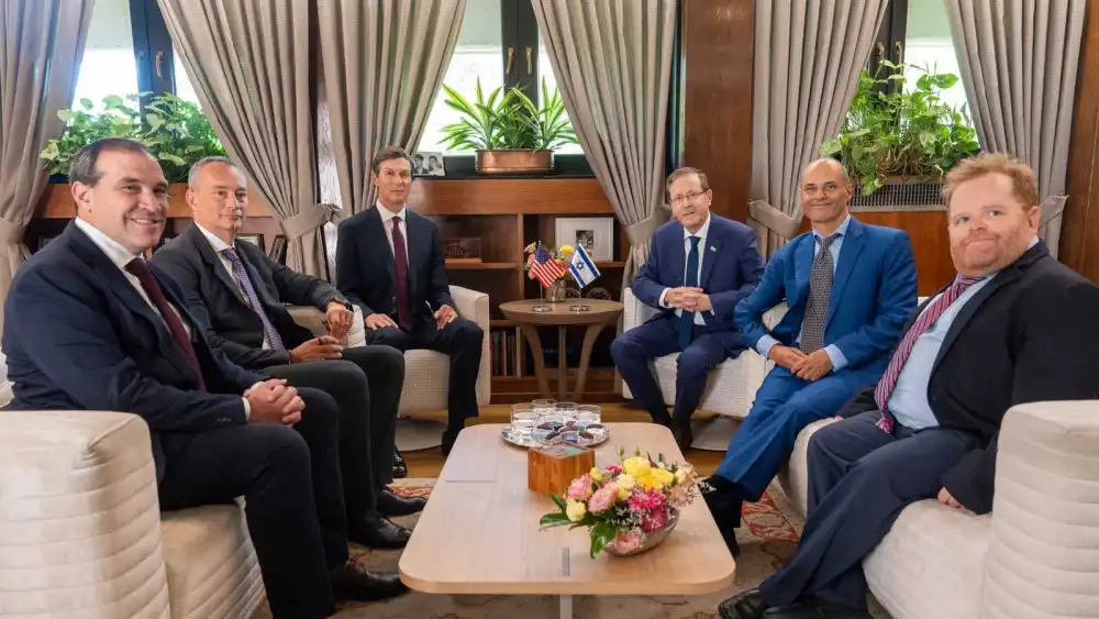 Board of Peace envoy Nickolay Mladenov and White House senior aide Jared Kushner, along with other aides, meet with Israeli President Isaac Herzog in Jerusalem, Aug.17, 2026. Photo by Shalev Shalom/GPO.