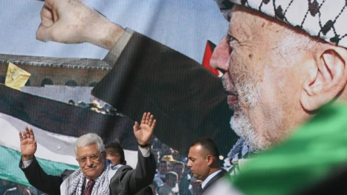 Palestinian Authority leader Mahmoud Abbas addresses a rally in Ramallah marking the 4th anniversary of the death of PLO leader Yasser Arafat, on Nov. 11, 2008. Photo: Issam Rimawi/Flash90.