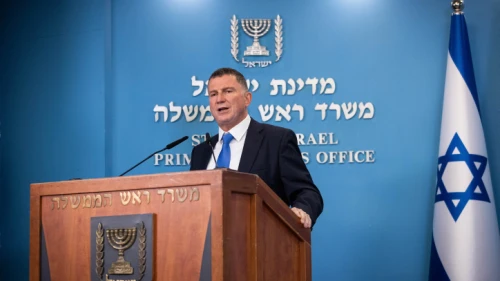 Israeli Health Minister Yuli Edelstein speaks during a press conference with Israeli Prime Minister Benjamin Netanyahu (not seen) at the Prime Minister's Office in Jerusalem, on April 20, 2021. Photo by Yonatan Sindel/Flash90.