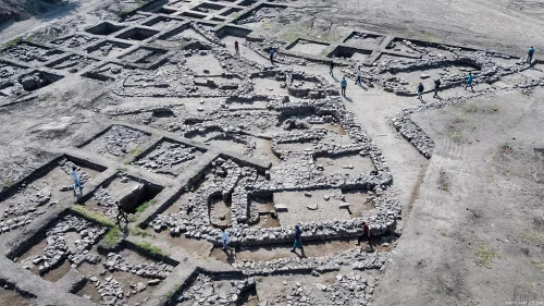 The remains of a 5,000-year-old city unearthed near Ein Iron in northern Israel. Credit: Assaf Peretz, Israel Antiquities Authority.