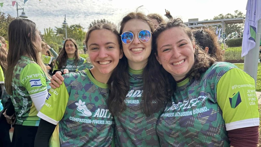 Alternative Winter Break Students at ADI Negev–Nahalat Eran’s annual Race for Inclusion. Credit: Courtesy.