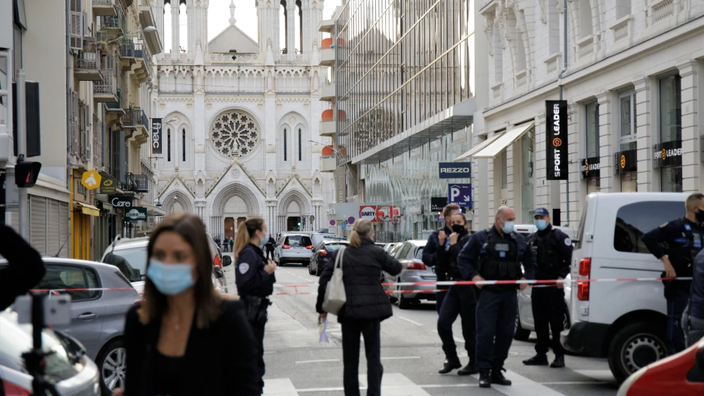 The road in front of Notre-Dame de Nice closed by the French police after the stabbing in Nice, France, on Oct. 29, 2020. Credit: Martino C. via Wikimedia Commons.
