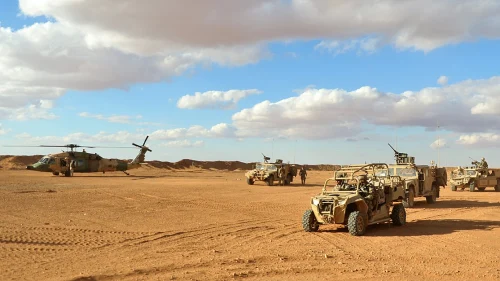 5th Special Forces Group (A) Operation Detachment Bravo 5310 arrives to meet Maj. Gen. James Jarrard at the landing zone at base camp Al-Tanf garrison in southern Syria. Nov. 22, 2017. Credit: U.S. Army via Wikipedia.