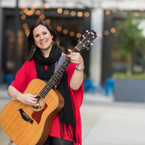 Cantor Abbie Strauss