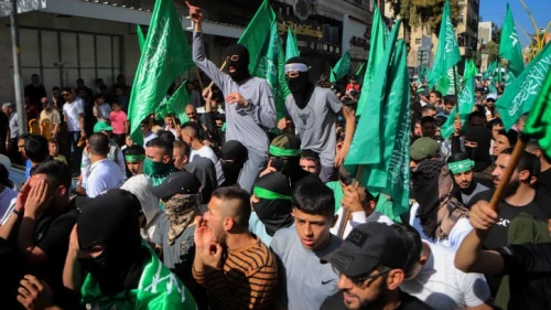 Palestinians rally in Hebron in support of Hamas, Nov. 3, 2023. Photo by Wisam Hashlamoun/Flash90.