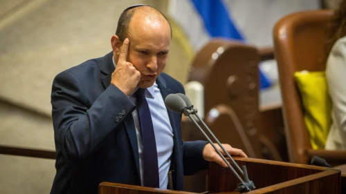 Yamina leader Naftali Bennett speaks during a Knesset plenary session, Aug. 24, 2020. Photo by Oren Ben Hakoon/POOL.