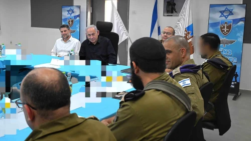 Israeli Prime Minister Benjamin Netanyahu and Finance Minister Bezalel Smotrich visit the Hasmonean Brigade training site at IDF Camp Tevetz, July 15, 2025. Photo: Haim Zach/GPO.