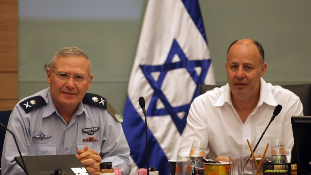 Maj. Gen. Amos Yadlin, director of Military Intelligence (left), and chairman of the Israeli Foreign Affairs and Defense Committee Tzahi Hanegbi attend a session of the Security and Foreign Affairs Committee in the Knesset on June 22, 2008. Photo by Kobi Gideon/Flash90.