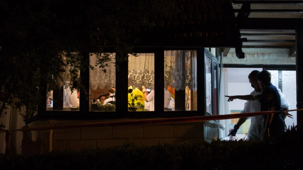 Emergency services and police at the scene of a triple murder in Halamish, July 22, 2017. Three Israelis were murdered and one seriously wounded by a Palestinian terrorist who broke into their home during Shabbat dinner. Photo by Hadas Parush/Flash90.