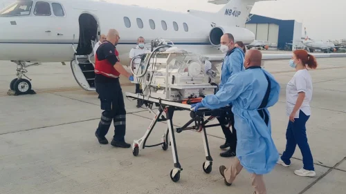 A 10-day-old Syrian infant is rushed to Israel from Cyprus to undergo an emergency procedure to correct a severe congenital heart defect, on May 11, 2020. Credit: Sammy Revel via Twitter.