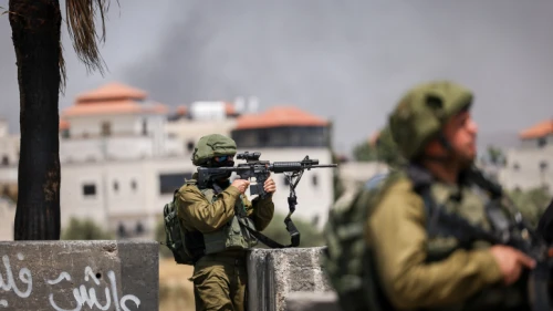 Israeli soldiers at the entrance to the village of Turmus Aya. June 21, 2023. Photo by Yonatan Sindel/FLASH90