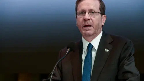 Israeli President Isaac Herzog speaks at the Tel Aviv Stock Exchange, July 17, 2023. Photo by Avshalom Sassoni/Flash90.