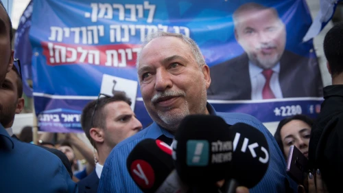 Yisrael Beiteinu Party leader Avigdor Lieberman speaks to press while touring the Sarona Market in Tel Aviv during the second round of Israeli elections on Sept. 17, 2019. Photo by Miriam Alster/Flash90.
