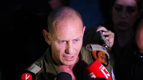 Maj. Gen. Rafi Milo, head of the IDF Home Front Command, at the scene where a rocket fired from Gaza damaged a home in Rehovot on May 11, 2023. Photo by Jamal Awad/Flash90.
