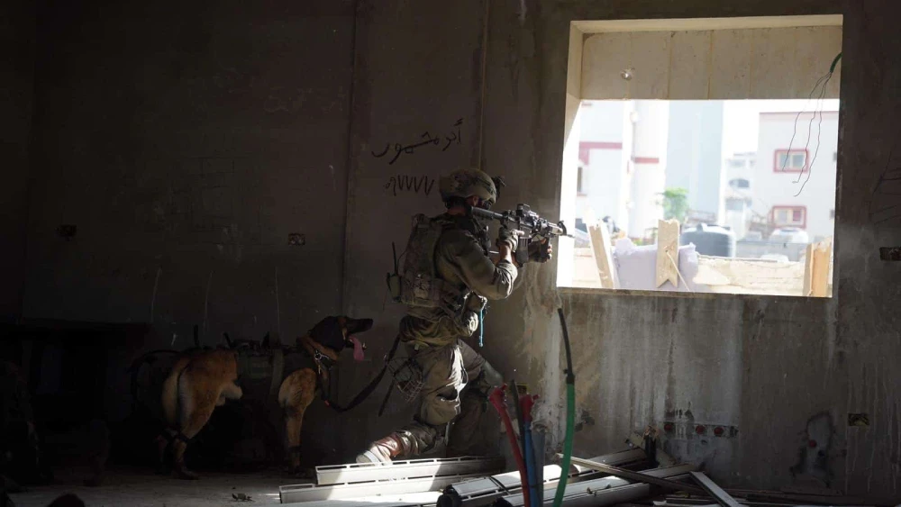 Israeli troops operating in the Hamas-ruled Gaza Strip, Nov. 12, 2023. Credit: IDF.