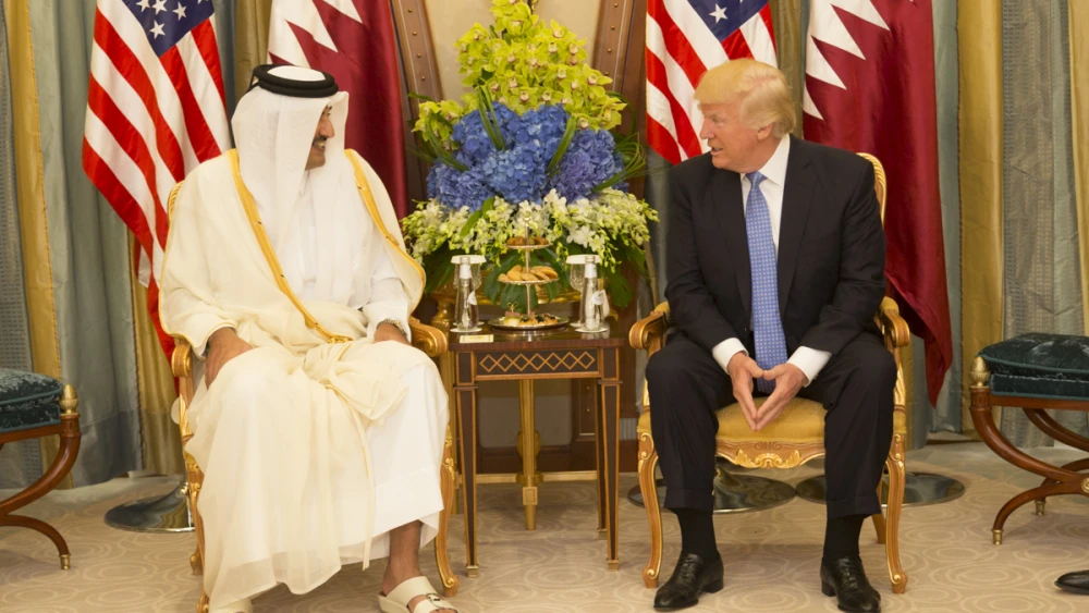 U.S. President Donald Trump meets with Emir of Qatar Sheikh Tamim bin Hamad Al Thani in Saudi Arabia, May 21, 2017. Credit: White House/Shealah Craighead.