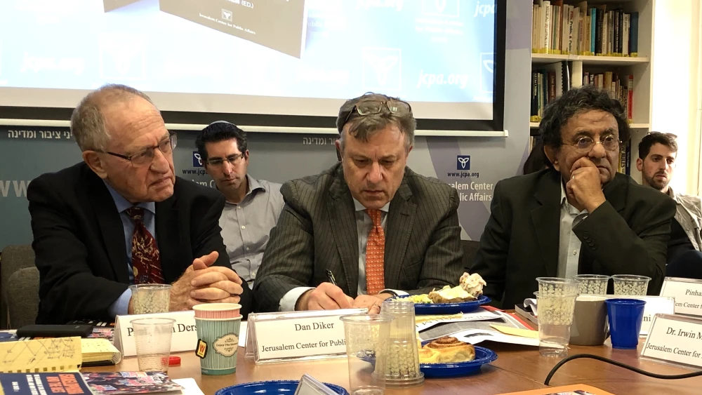 From left: Harvard Law School Professor Emeritus Alan Dershowitz; Dan Diker, director of the Project on BDS and Political Warfare at the JCPA; and Israeli journalist Ben-Dror Yemini. Credit: Judy Lash Balint.